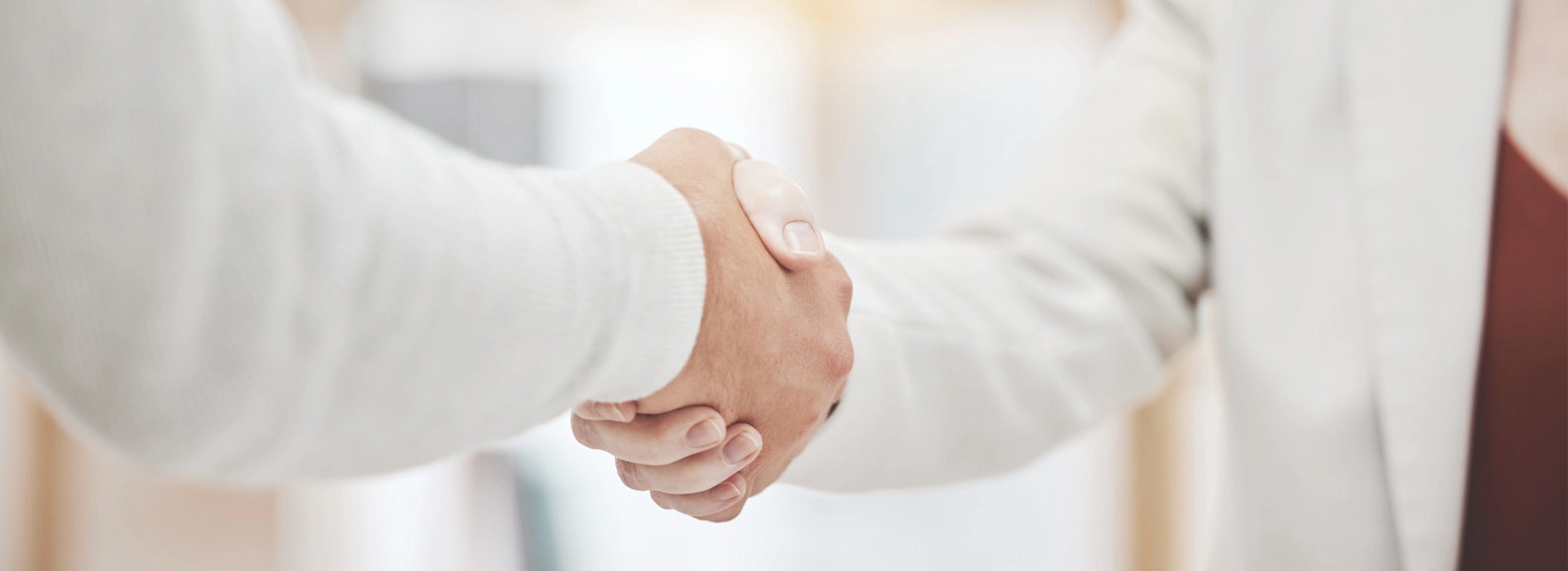 Контакт Нас